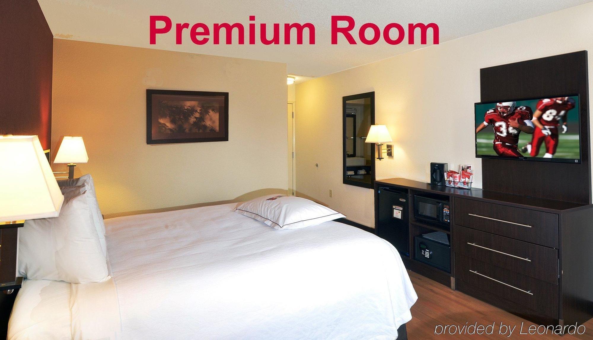 Red Roof Inn Plus+ San Antonio Downtown - Riverwalk Exterior foto