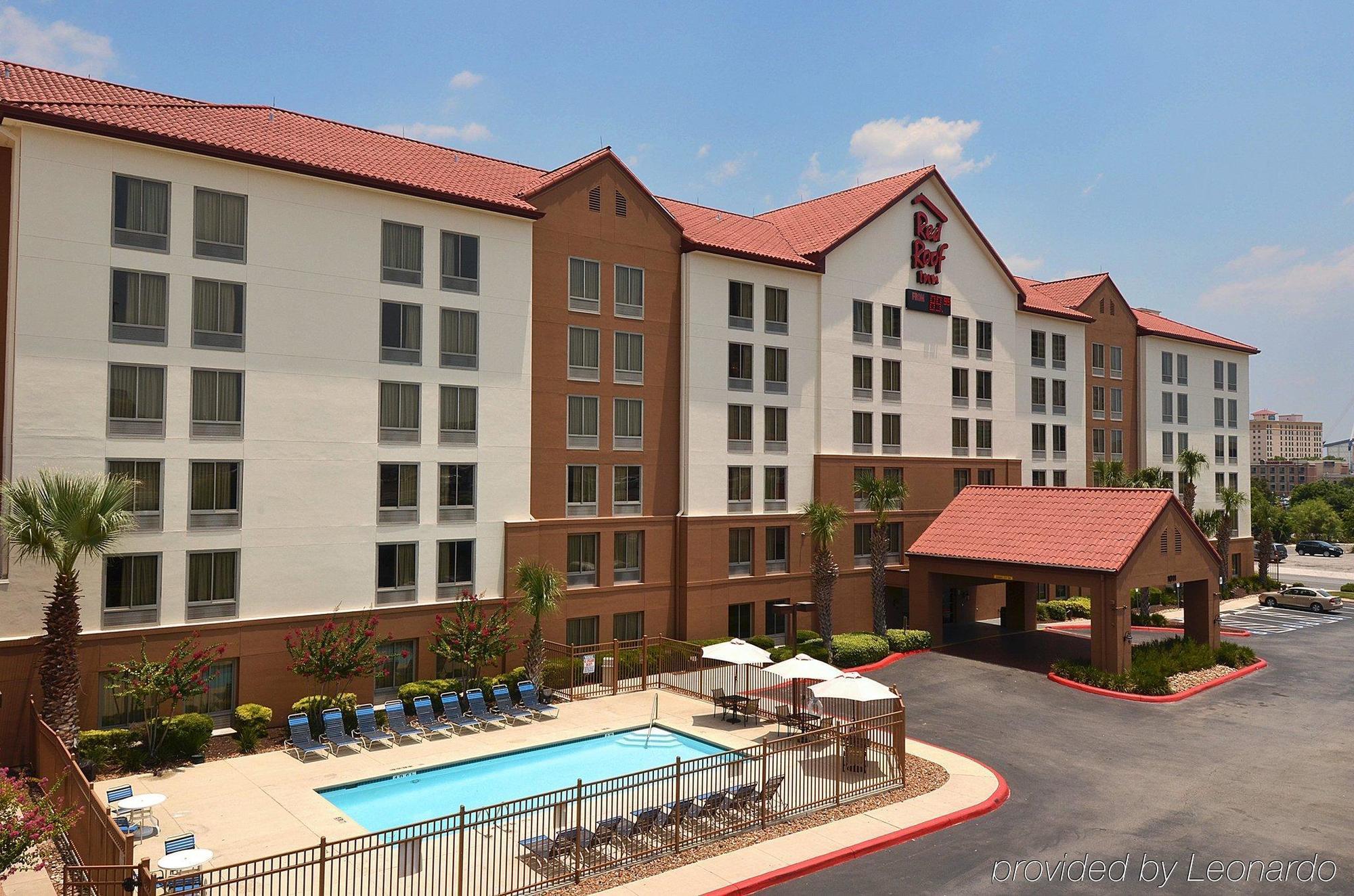 Red Roof Inn Plus+ San Antonio Downtown - Riverwalk Exterior foto
